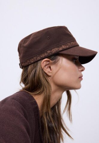 Brodert cap
